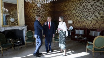 Hoe harder we Trump veroordelen, hoe noodzakelijker het koninklijk bezoek