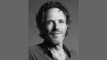 In memoriam Jeroen Leinders: scherp, betrokken en uit bijzonder creatief hout gesneden