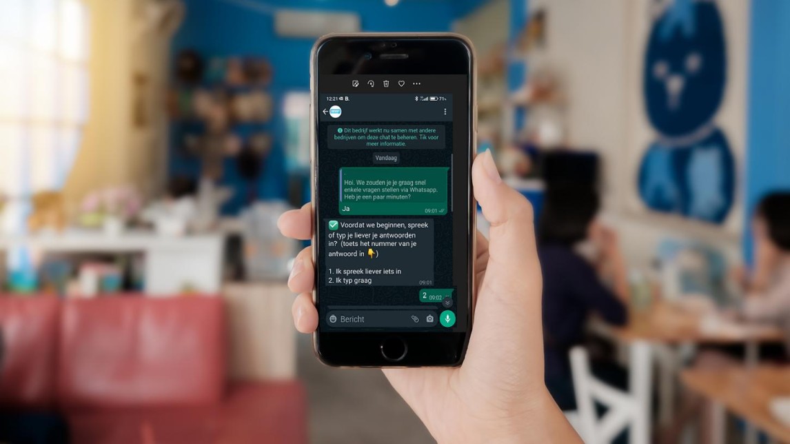 Onderzoeken via de mobiel met Whatsapp-berichten