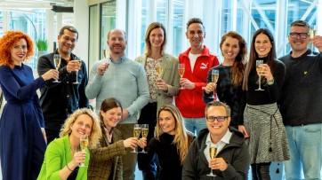 Happy Horizon neemt marketingbureau AdBirds over en breidt zo uit naar zestig landen