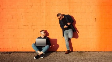 Jongeren laten ‘refurbished’ links liggen. Kun je de doelgroep richting duurzaam nudgen?
