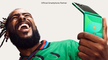 Motorola brengt speciale FIFA-smartphone uit en start activatie om WK-verblijf te winnen