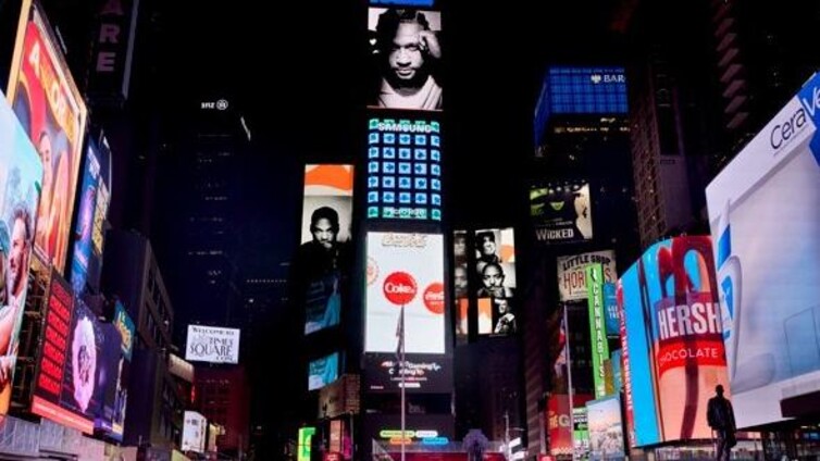 Oranje neemt New York over met sterke zwart-witportretten van internationals