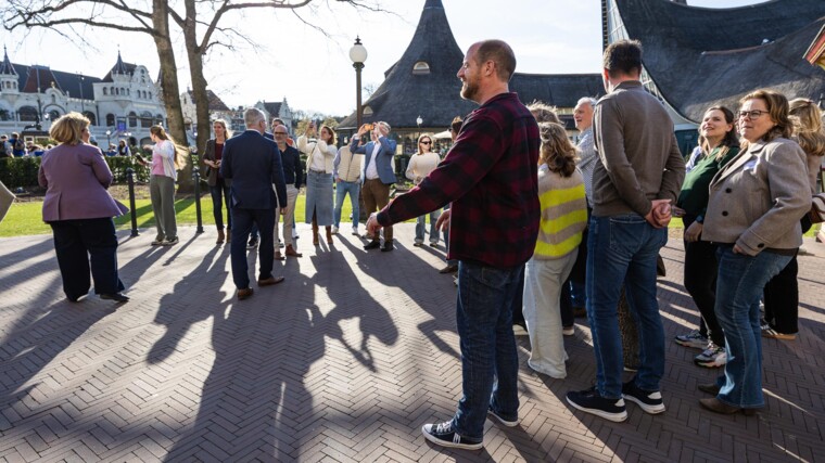 De marketeers kregen een rondleiding door het Efteling Grand Hotel.