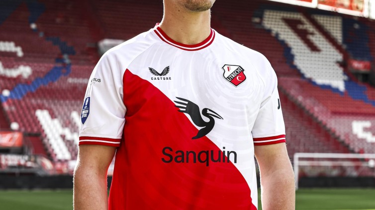 Het shirt van FC Utrecht met het logo van Sanquin