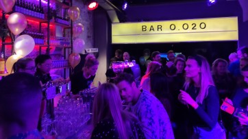 Op bezoek bij Bar 0.020, Nederlands eerste café zonder alcohol