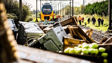 Waarom ProRail heftige beelden inzette voor de boodschap ‘Rijd door de slagbomen heen’