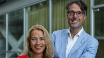 Willem-Albert Bol directeur Business Development Persgroep, Saskia Caelen directeur MediaLab