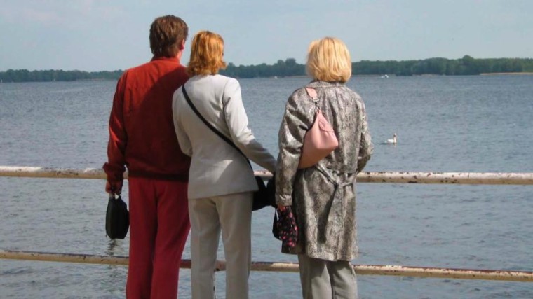 'Zonder mensen frontaal in beeld te brengen, zie je in haar werk allerlei ‘afdrukken’ van menselijk gedrag'