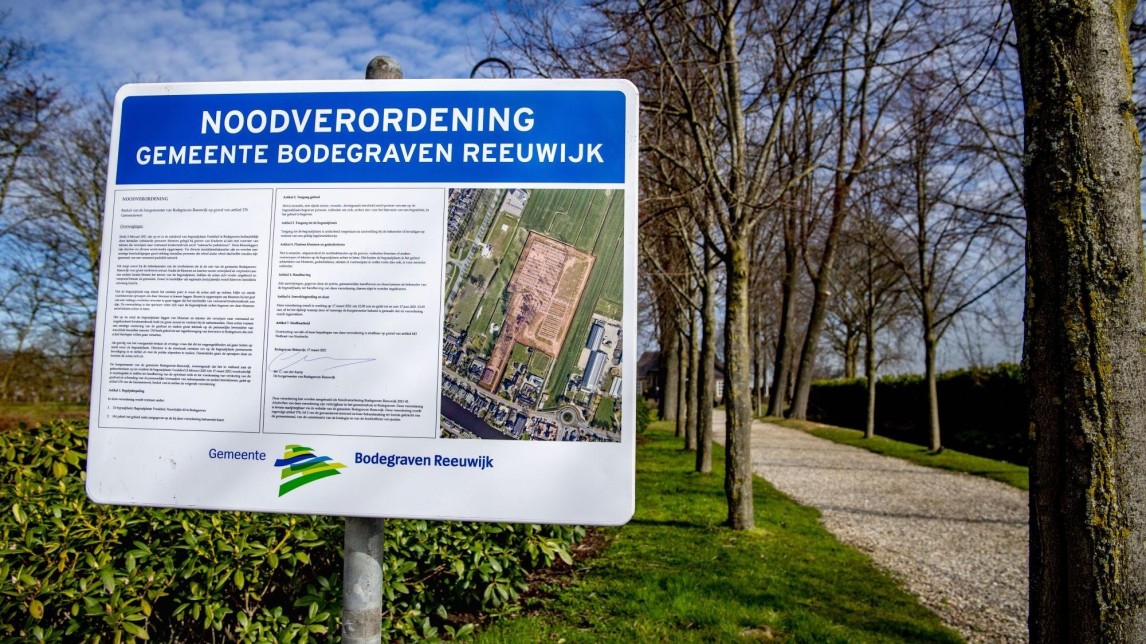 Noodverordening voor begraafplaats Vredehof in Bodegraven om complotdenkers te kunnen weren
