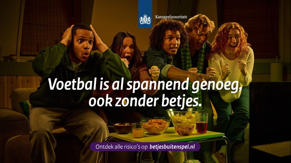 Beeld campagne tegen online gokken op voetbal