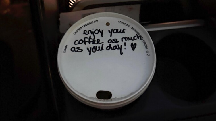 De handbeschreven Starbucks-beker is niet meer