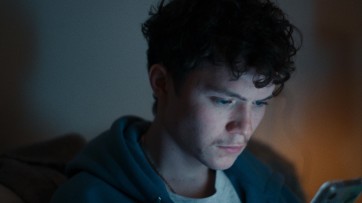 Na megahit met Meau voert KPN nu met S10 campagne tegen online buitensluiten