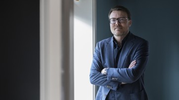 Prins Constantijn moet vaders aan het voorlezen krijgen