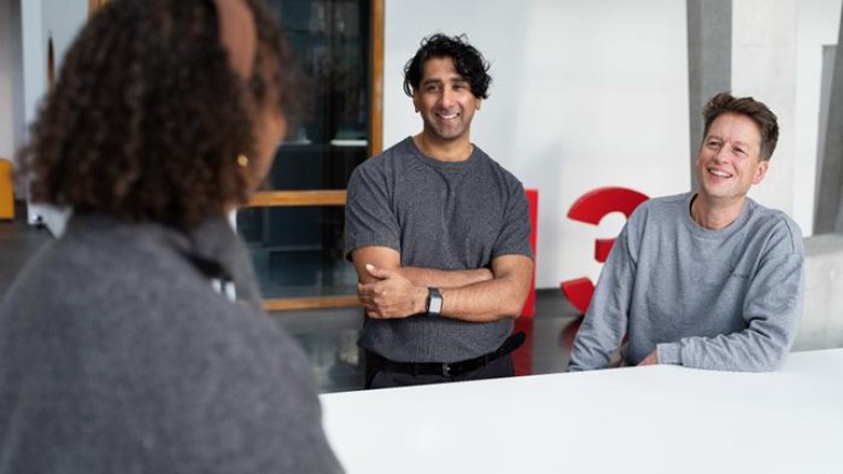 Nadifa Jama (iO), Rakesh Chinnoe en Jochum Veerman (113 Zelfmoordpreventie).