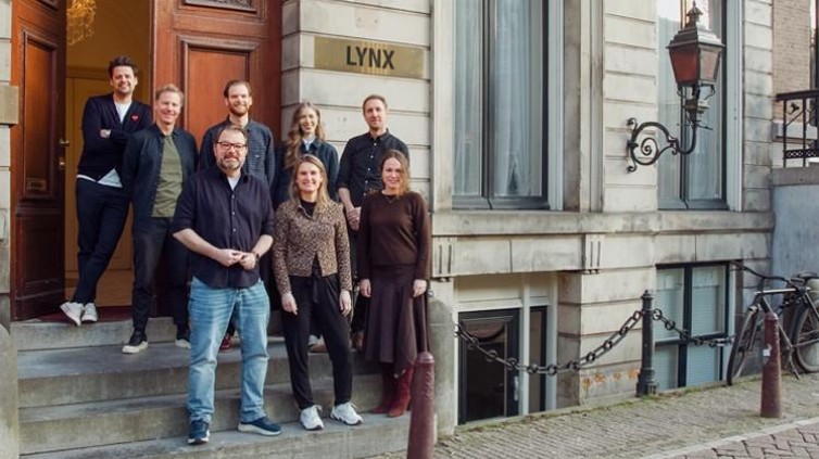 'Online broker' Lynx kiest Lemon Scented Tea na pitch