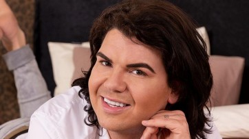 Dekbed-Discounter.nl lanceert beddenlijn met Roy Donders