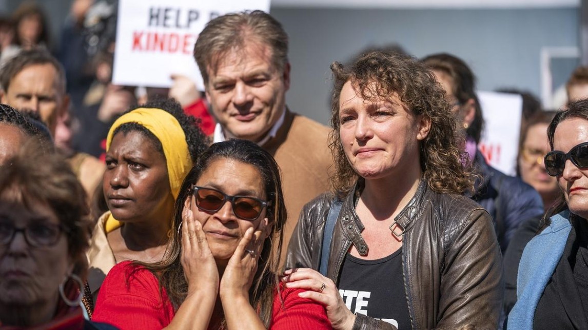 Omtzigt en Leijten bij demonstratie toeslagenaffaire