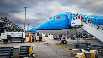 Microfoon KLM-directeur staat per ongeluk open