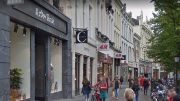 PR-probleem H&M door racistische productnaam ontspoort op klassieke wijze