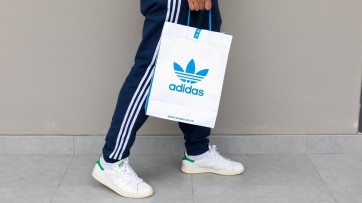 Adidas en H&M: 24 jaar strepenstrijd
