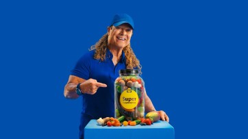 Tony Little keert terug als Tony Lidl voor 'Supersupplementen'