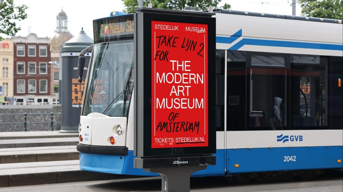 Stedelijk biedt billboards als route-aanwijzing
