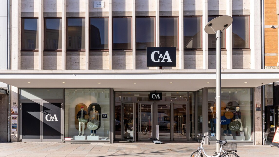 c&a
