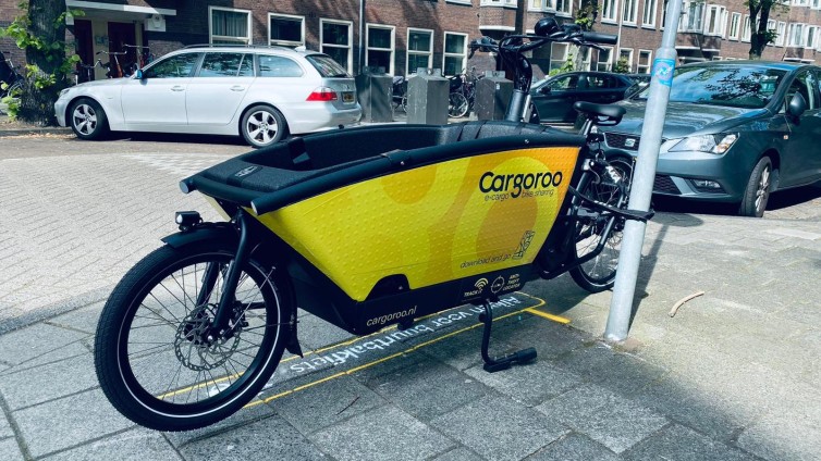 Elektrische deelbakfiets