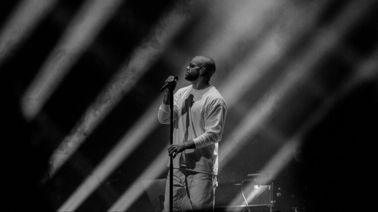 Sef live in Carré