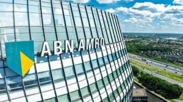 Winst ABN Amro stijgt met bijna een derde door hypotheekgroei en krimp personeel