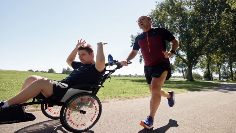 Asics, lopen met rolstoel