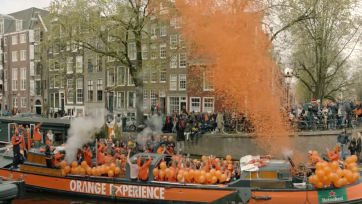 KLM en Heineken vliegen jarigen uit Beijing, Londen, Rio en San Francisco in voor Koningsdag